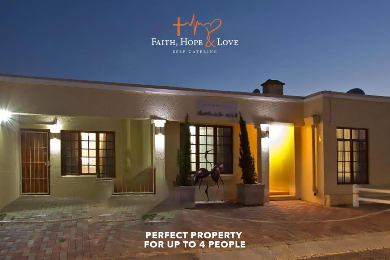 Faith, Hope & Love Self Catering Port Elizabeth Eksteriør billede