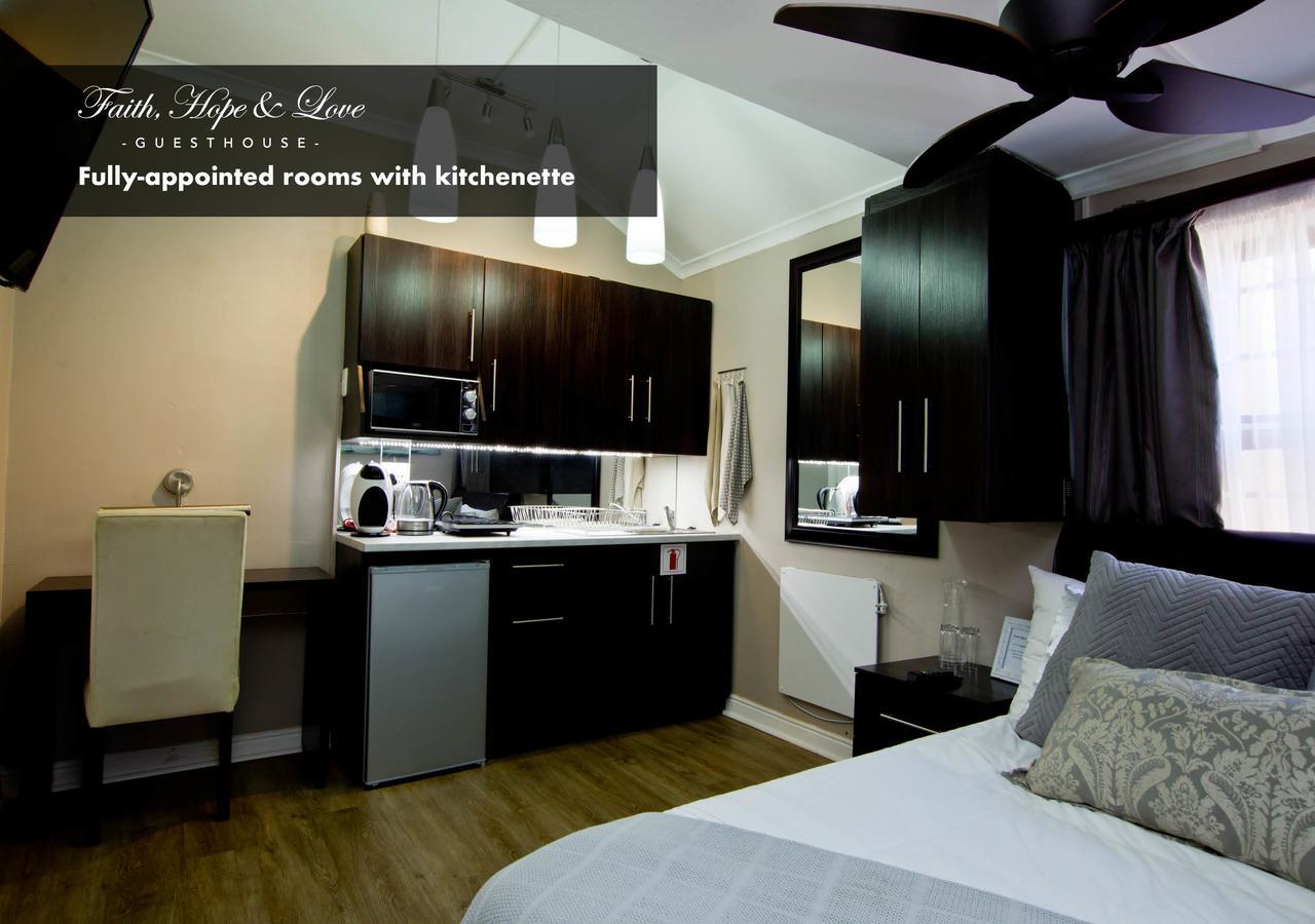 Faith, Hope & Love Self Catering Port Elizabeth Eksteriør billede